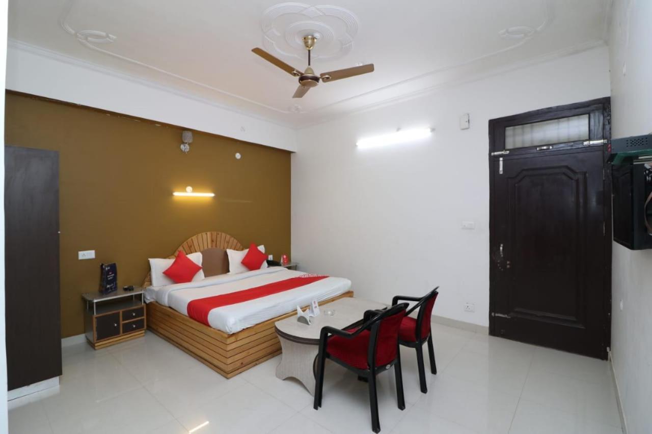 Sumeru Resort Pithorāgarh Exteriör bild