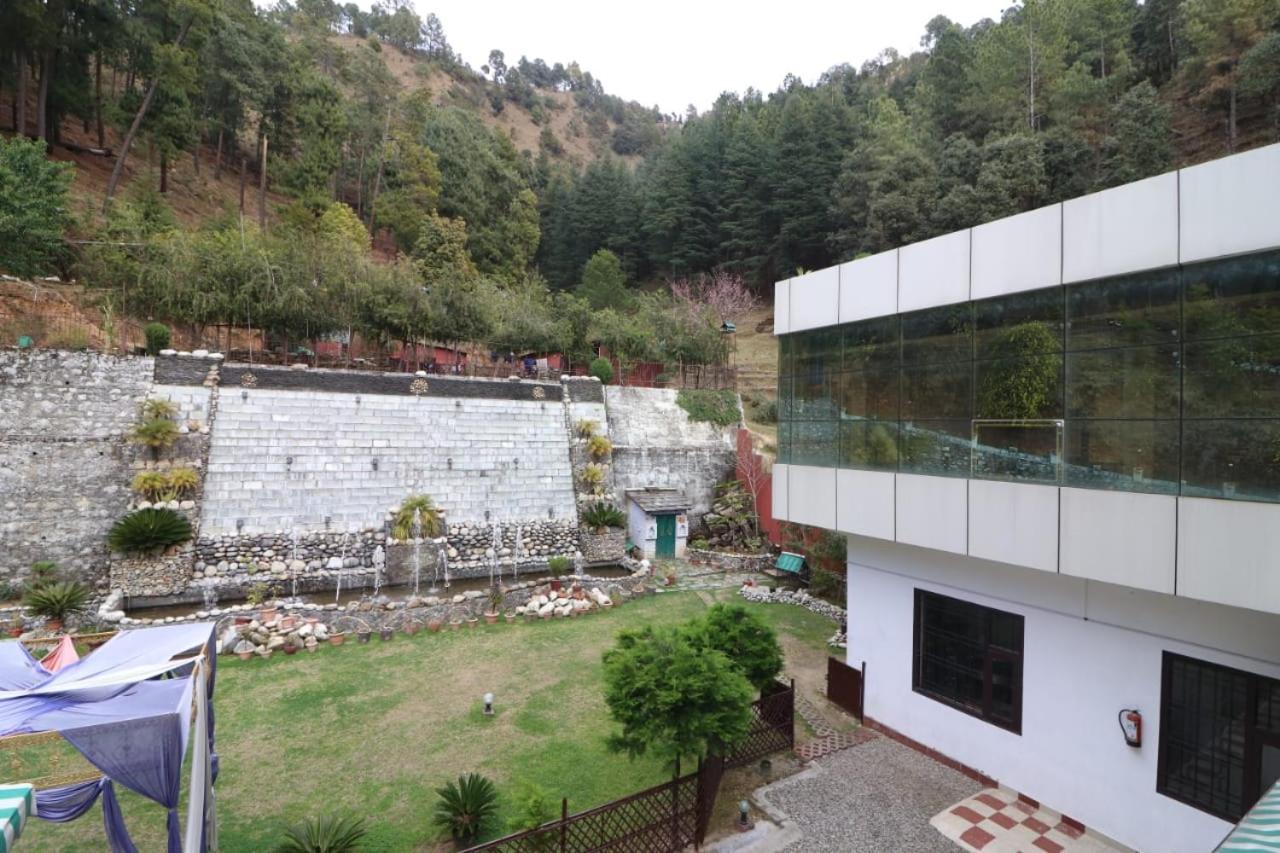 Sumeru Resort Pithorāgarh Exteriör bild
